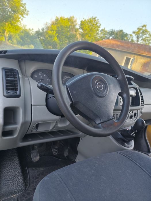 Opel vivaro 2500