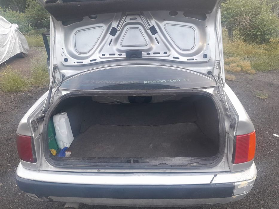 Ауди 100 автомат