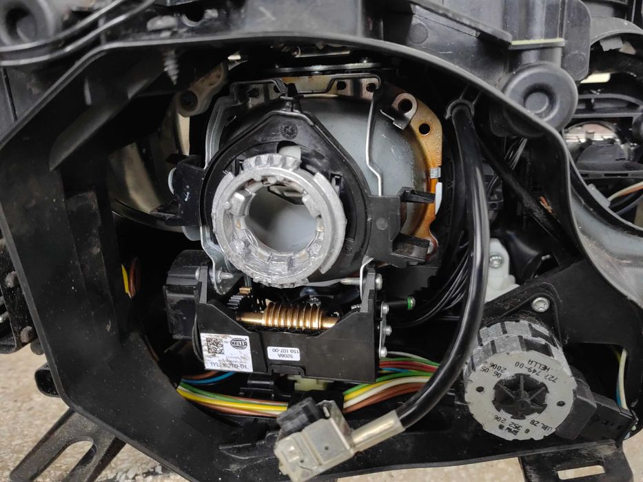 Фар BMW E60/E61 Xenon Dynamic Drive ляв / Фар БМВ Е60/Е61 Оригинален