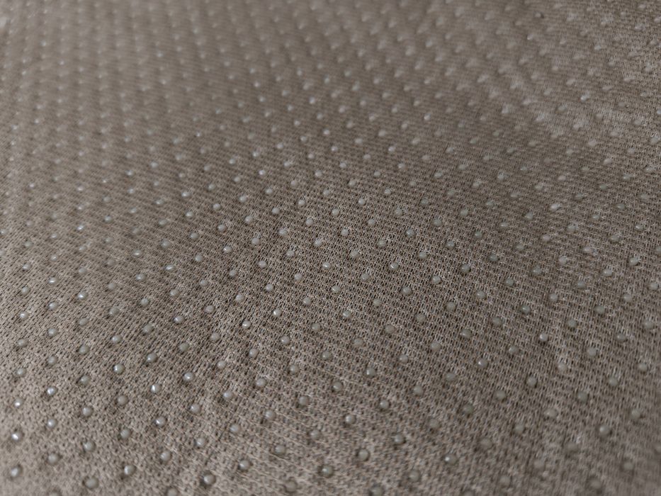 Накидка на панель в авто Outlander