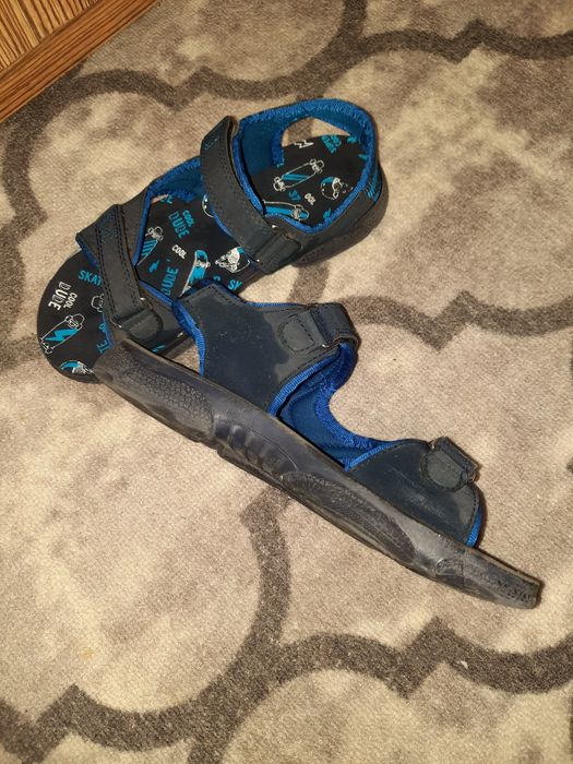 Сандалии на подростка