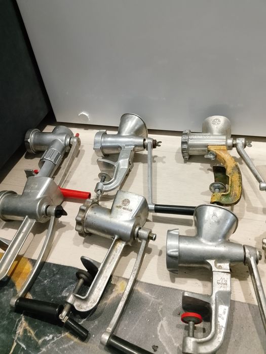 Продам мясорубки ссср .