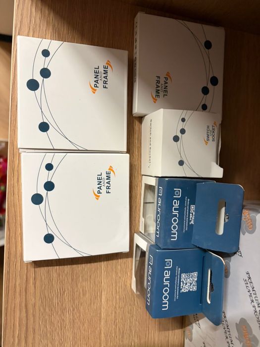 Продам розетки и выключатель