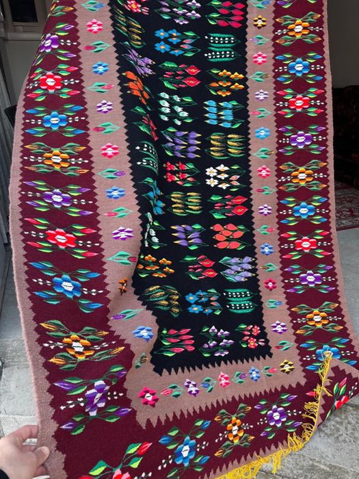 Covor oltenesc  nefolosit!