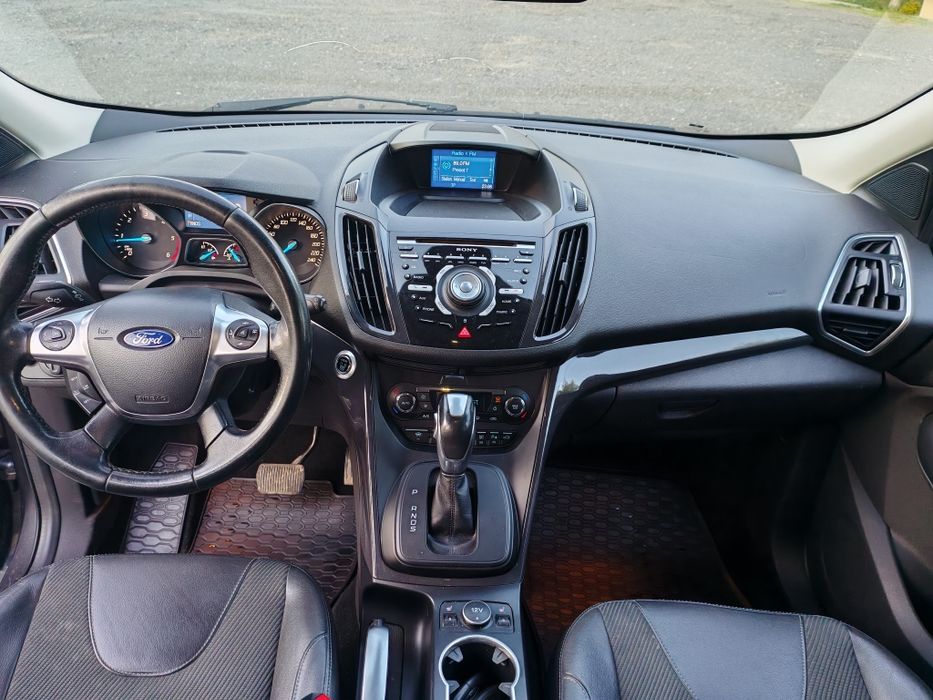 Vând Ford kuga 2.0 163cp Automat 2015