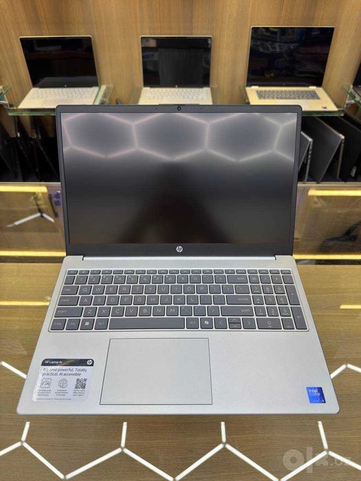Noutbuk HP OmniBook 5 Core Ultra 5 225U 8/512GB 15.6" FullHD IPS Touch