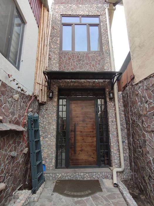 1.Бадамзар коттедж- 1 сотка,