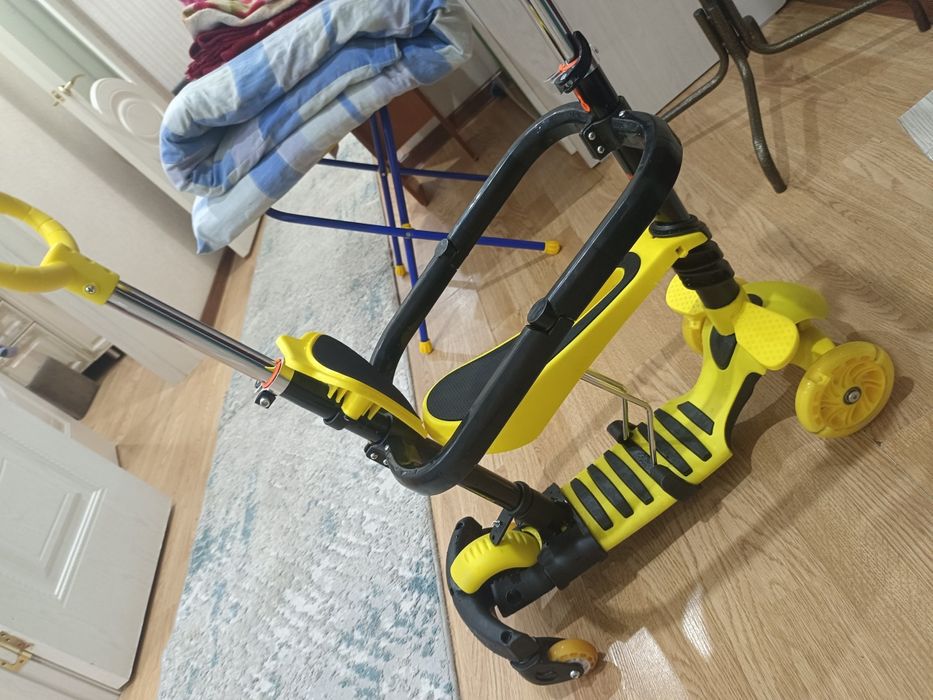 Продам самокат 3 в1