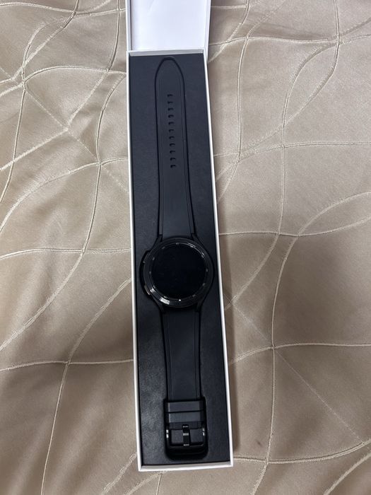 продаю galaxy watch4