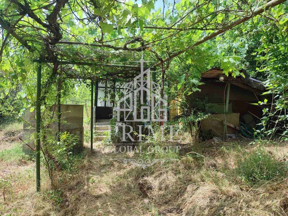 Парцел в Варна-м-т Боровец - юг площ 600 цена 72600