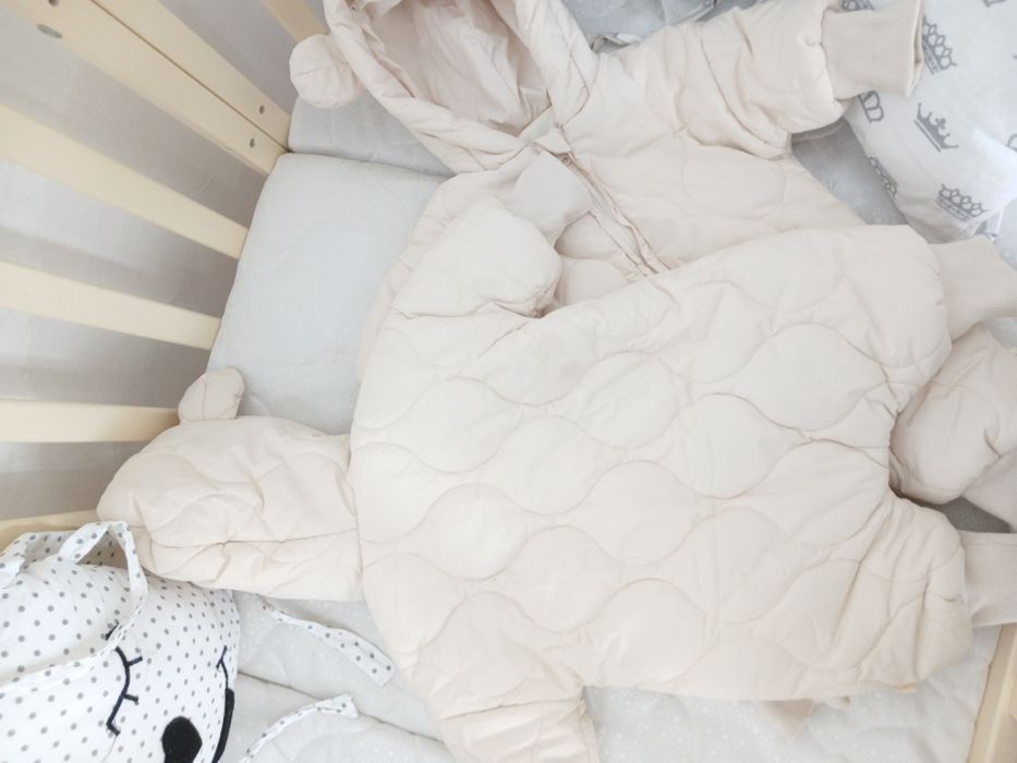 Продам комбинезон осень-весна