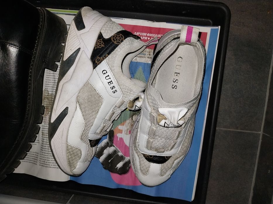 Сникърси guess 37 номер