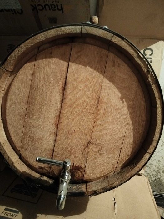 Дървено буре 10 литра с метална канелка