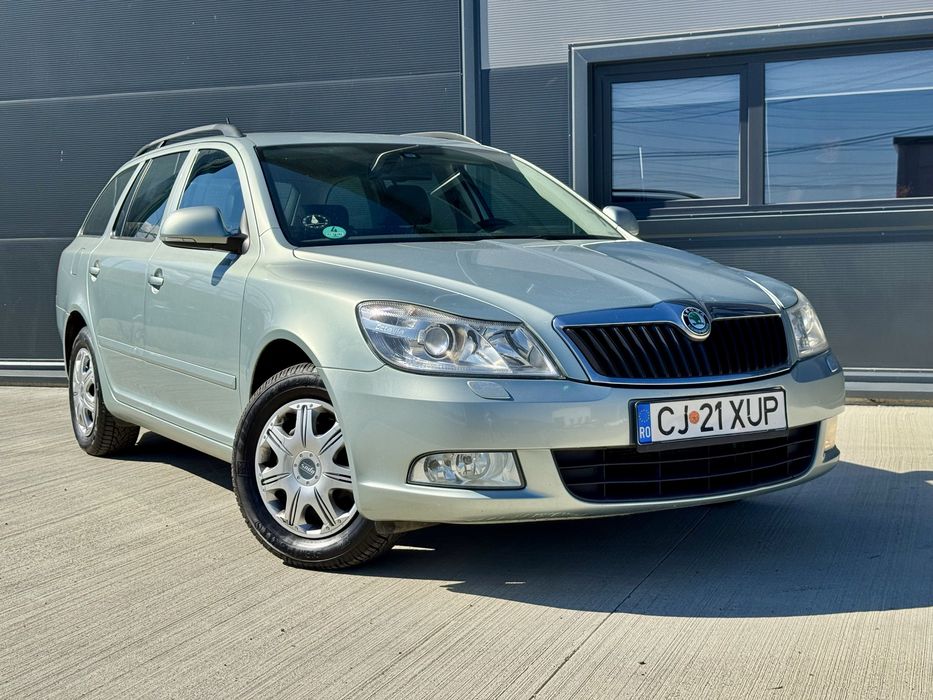 SKODA Octavia 2011 — imagine 2
