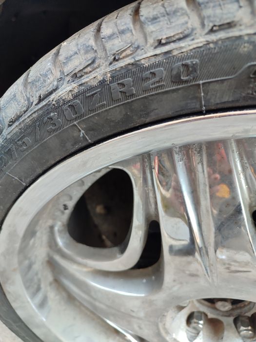 Диски Akuza AKA 503. С резиной.