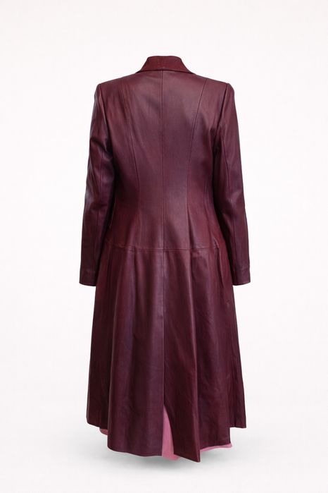 Плащ из натуральной кожи