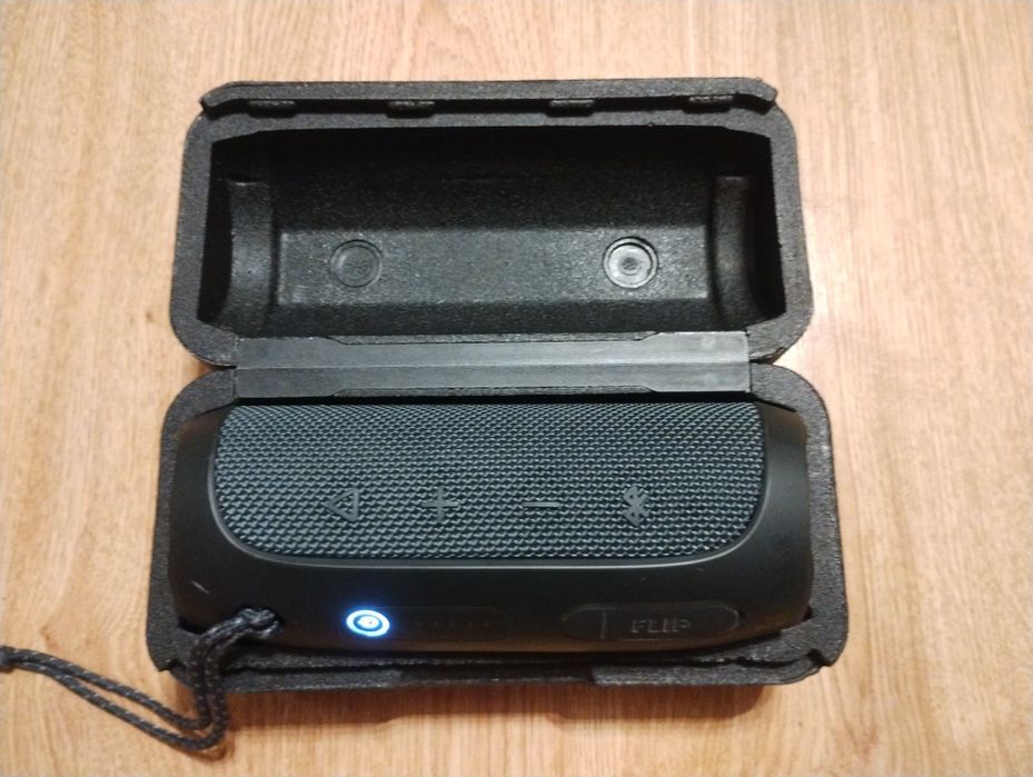 JBL Flip Essential 2 оригинална  запазена