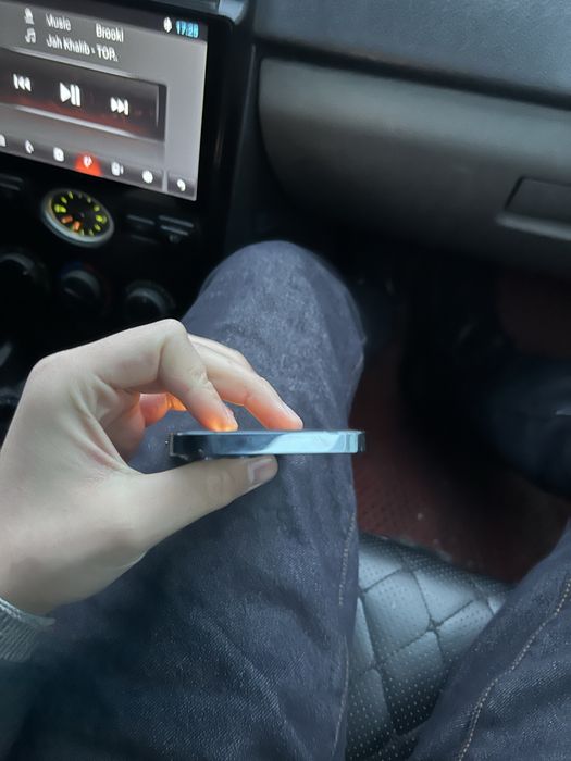 iphone 12 pro 256 срочно продаю