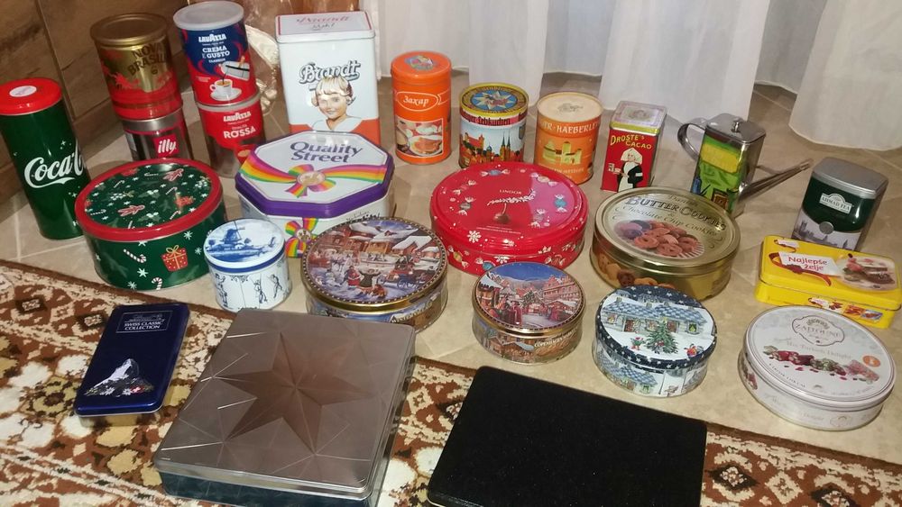 колекционерски метални кутии 25броя за 20лв