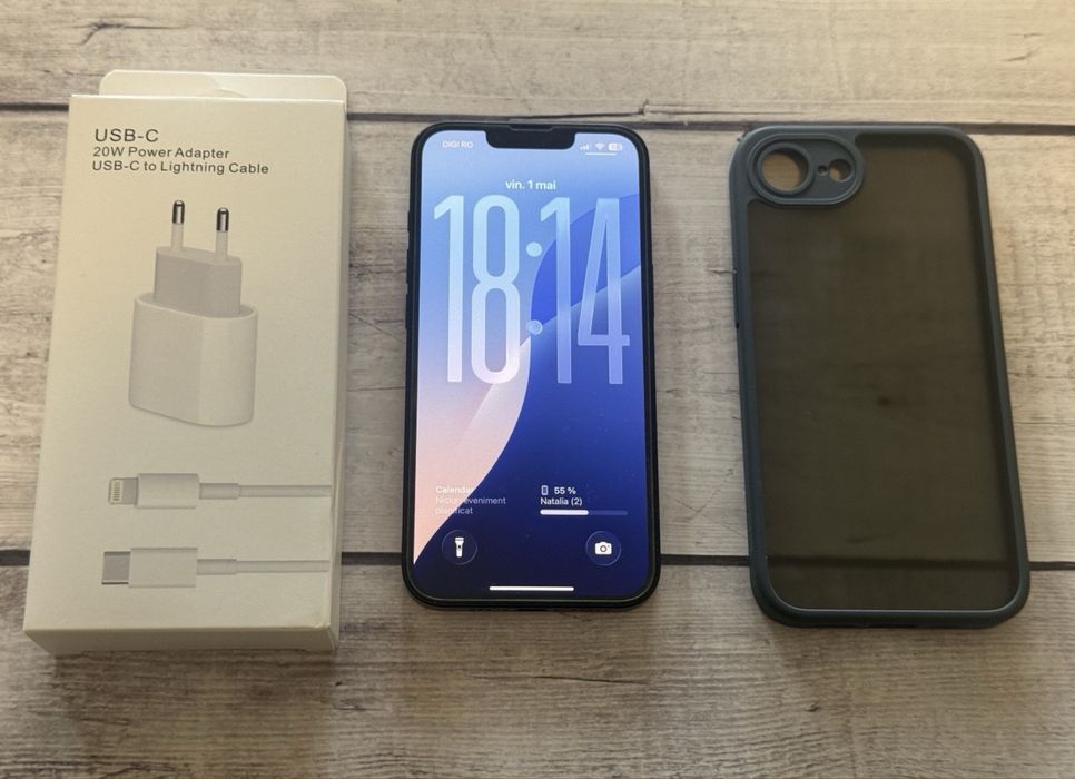 iPhone 16e - Black, NOU, 100% Batetie, Garantie Apple 2027