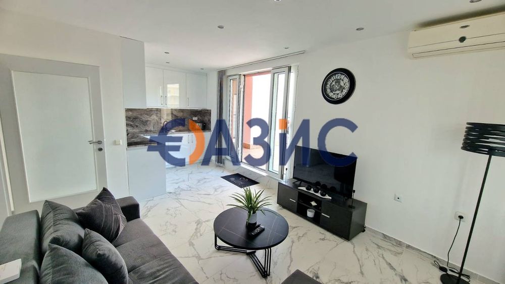 Апартамент с 1 спалня в комплекс Марина Вю Форт Нокс, Свети Влас,