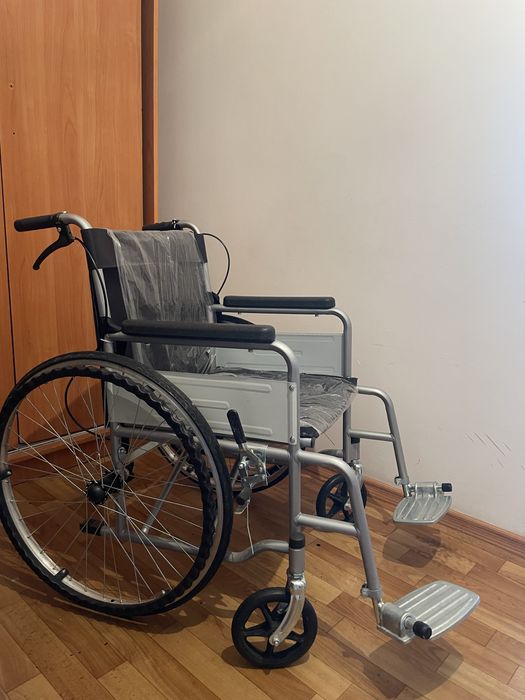 Инвалидная коляска