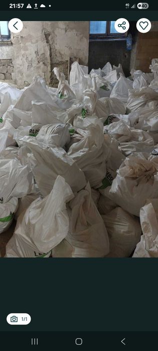 Debarasez moloz la sac sau vrac  tigla și materiale constructi mobilă