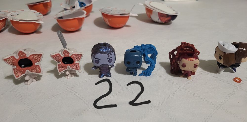 Stranger things joy .Продам или обменяю фигурки осд очень страные дел