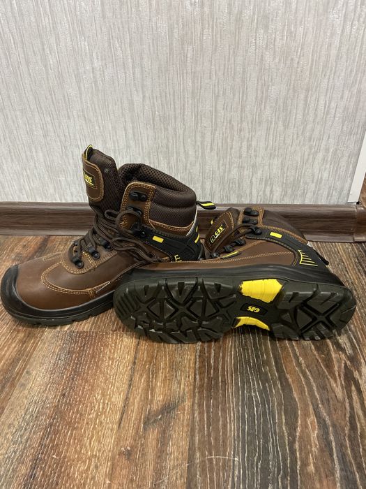 Рабочие летние ботинки