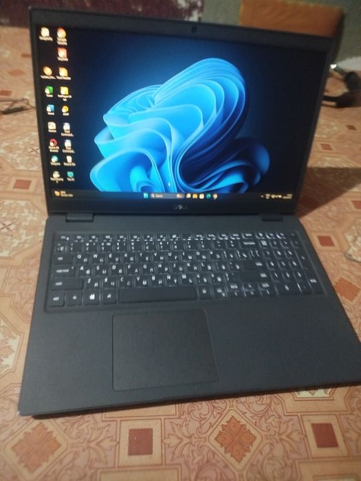 Dell Laptop 3510