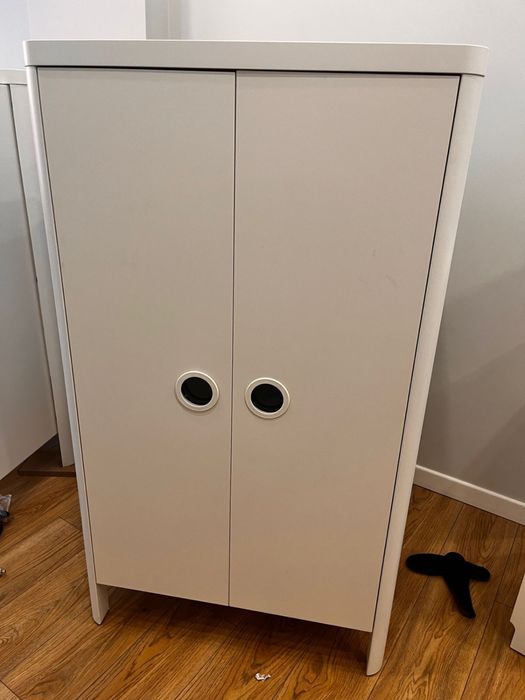 Распашной шкаф IKEA