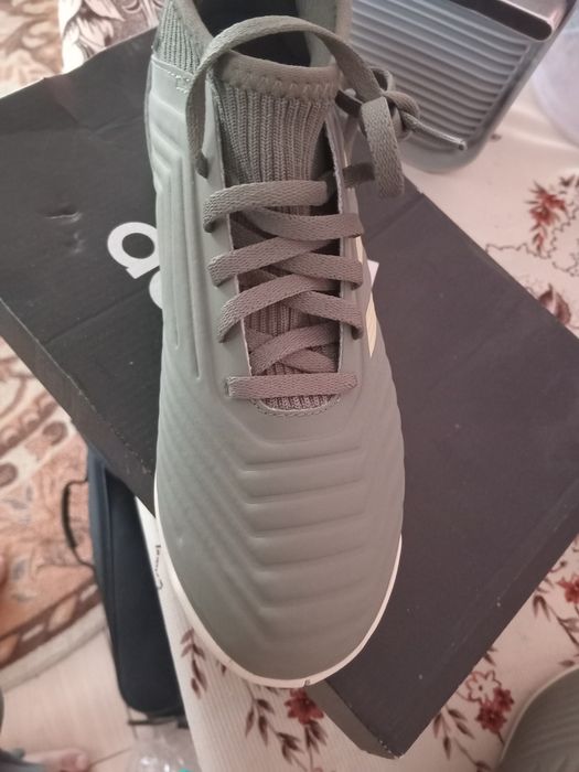Adidași adidas predator