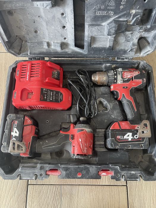 Milwaukee комплект