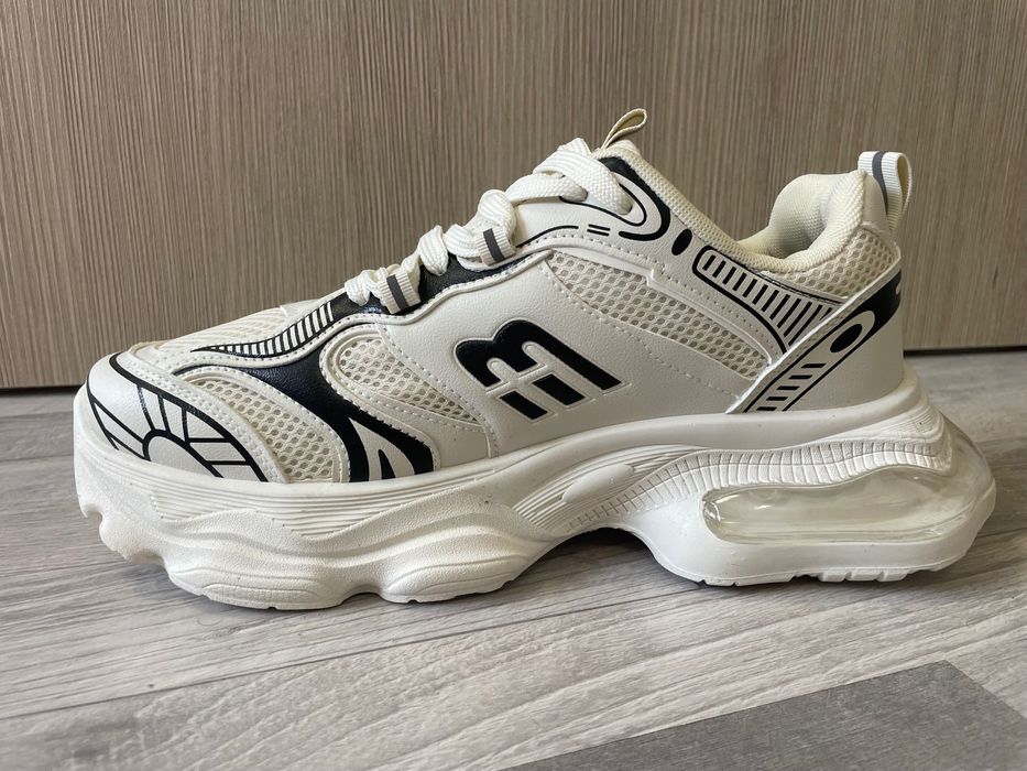 Мъжки маратонки номер 45