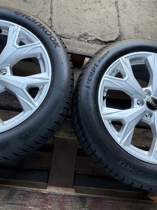 Jante originale Audi A1 cu anvelope NOI de iarna 205/55 17