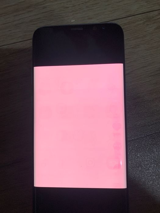 Продаю телефон Самсунг с8+