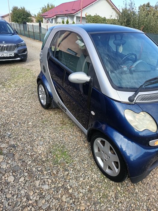 Vând Smart  diesel 2001