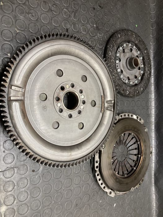 Демпферен съединител за тойота рав4/toyota rav4 2.0D4D 116кс 00-05г