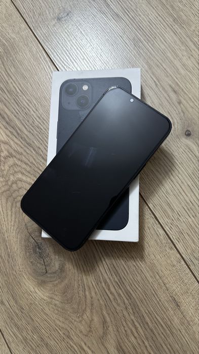 Продам IPhone 13, 128 Гб