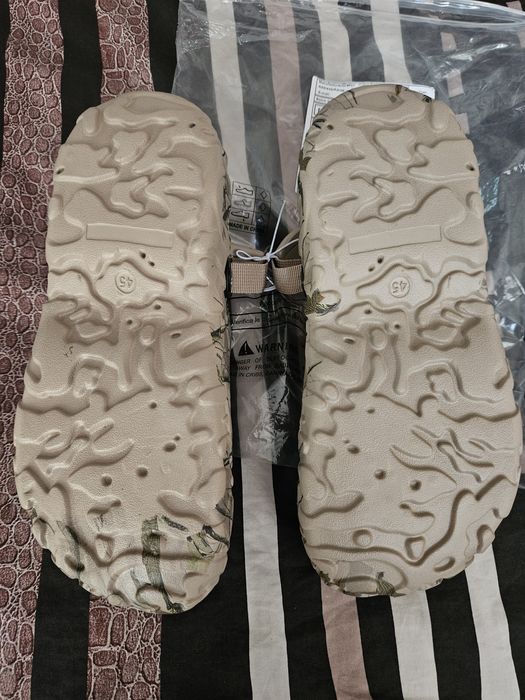 Чехли като CROCS