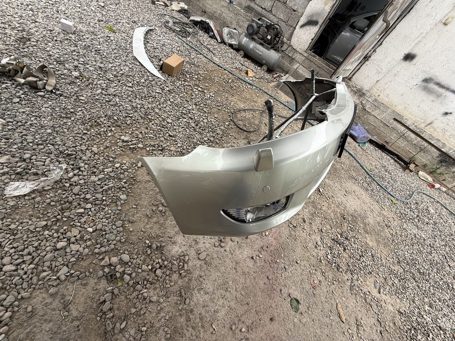 Бампер на тойота камри 35