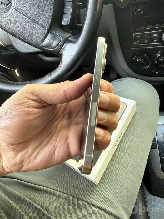 Iphone 15 Pro Natural