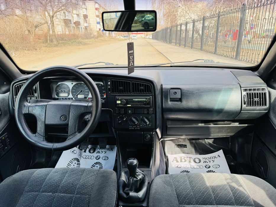 Пассат Б3 1990 год