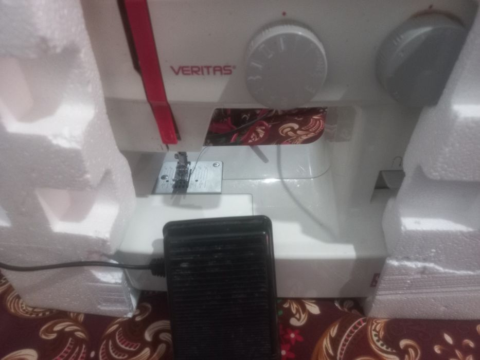 Veritas tikuv mashinasi