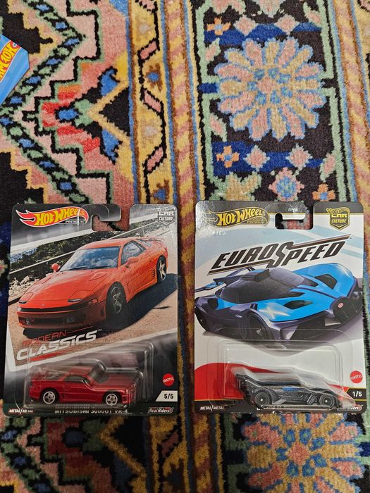 Hot wheels premium, mainline