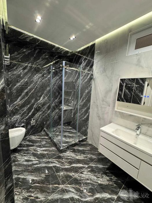 Сдаётся 4-комн ЖК E-ONE, PIRAMIT TOWER, 100 м²