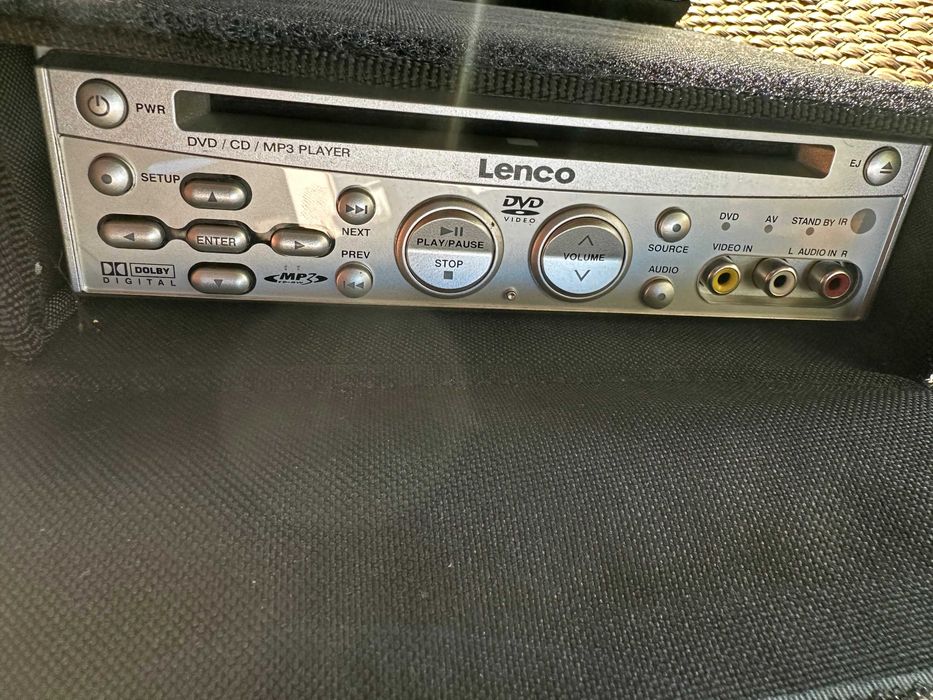 dvd player cu doua monitoare Lenco