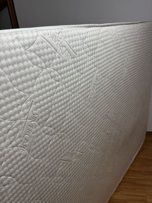 Pat plus saltea inclusa!