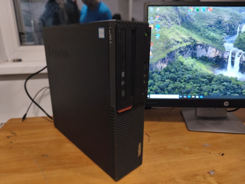 Unitate gaming Lenovo i5 ram 8Gb video 4Gb win 10 ssd GTA ROBLOX CSGO