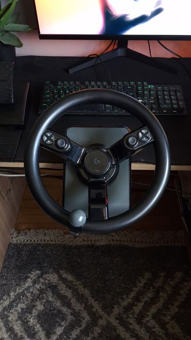 Volan Logitech Heavy Equipment Bundle